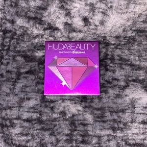 Huda Beauty obsessions palette